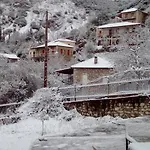 Theoni's House Dhímitra