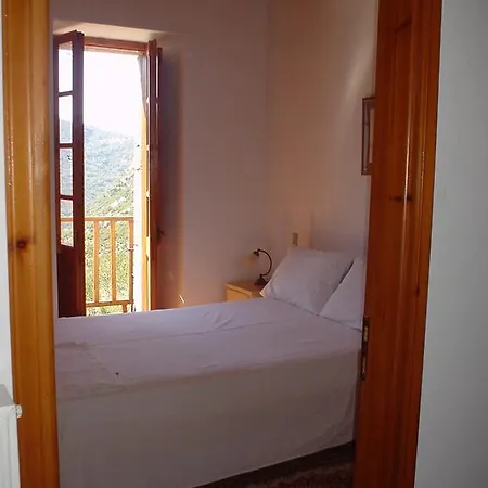 招待所 Theoni's House 3*