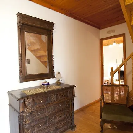 Theoni's House Guest house *