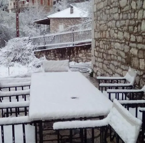 Theoni's House בית הארחה